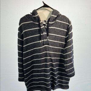 Sport savvy XL black Striped Hooded top